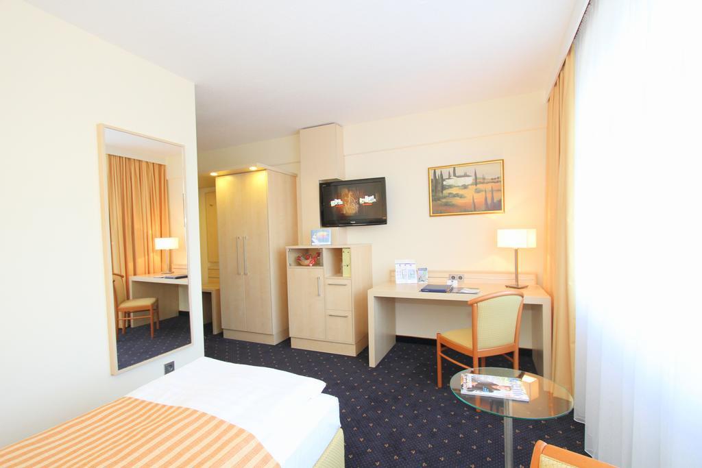 Best Western Plus Hotel Steinsgarten Gießen Cameră foto